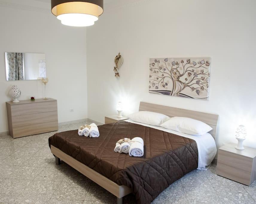 Il mare in città. Appartamento vista mare Monopoli Esterno foto